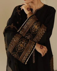 Siyaah 3-piece Lawn Stitched Dress